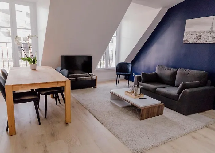 Luxury Apartment Elysees Paris