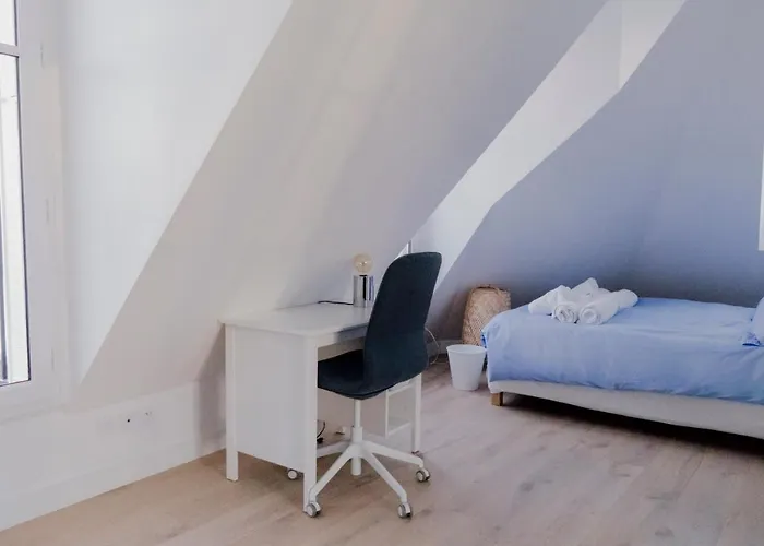 Luxury Apartment Elysees Paris